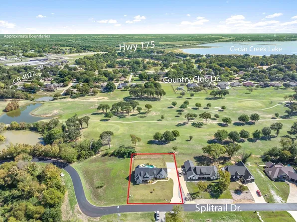 203 Splitrail Dr, Kemp, TX 75143