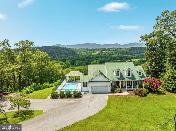 400 Deer Run Cir, Front Royal, VA 22630