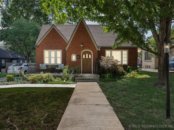 1620 S Columbia Pl, Tulsa, OK 74104