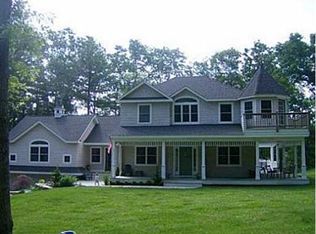 53 Tomaquag Valley Rd, Bradford, RI 02808