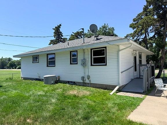 5th image of 12061 Crooked Lake Blvd NW