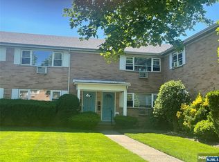 1-18 Virginia Dr #118B, Fair Lawn, NJ 07410
