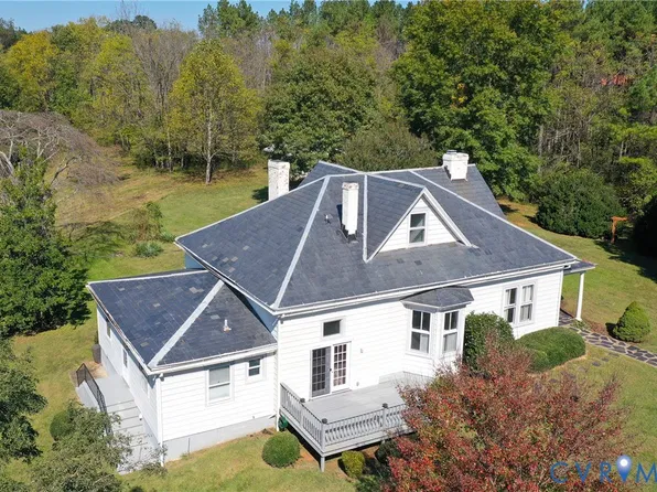 6452 River Rd W, Columbia, VA 23038