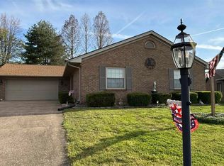 3700 War Admiral Dr, Owensboro, KY 42303