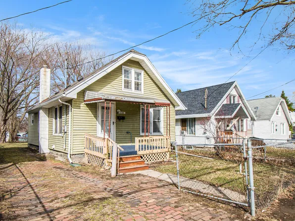 1407 New York Ave, Lansing, MI 48906