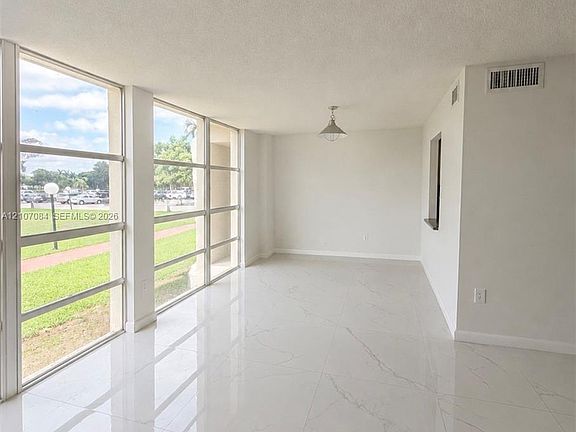 5th image of 801 Three Islands Blvd APT 107