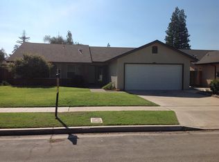 8252 N College Ave, Fresno, CA 93711