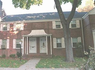 16 4th St UNIT 16, Stamford, CT 06905