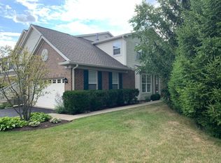10 Christie Ct #10, Algonquin, IL 60102