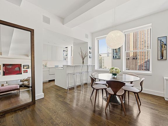 3rd image of 80 Chambers St APT 11E