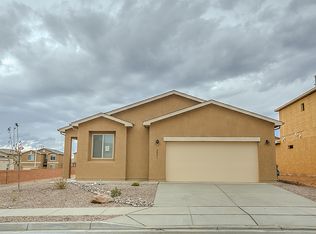 2041 Solara NE, Rio Rancho, NM 87124
