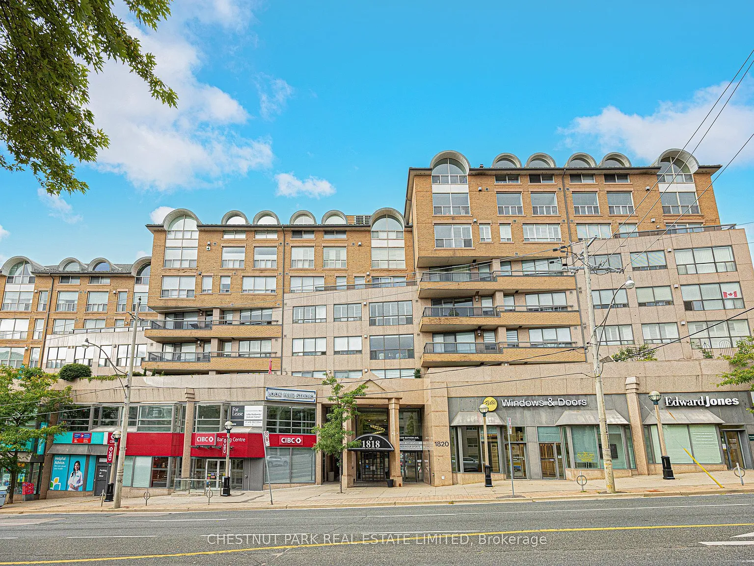1818 Bayview Avenue — Photo 2