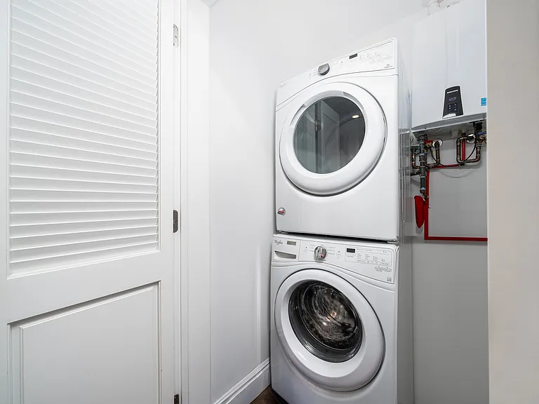 335 Central Ave #302 — Photo 7