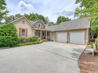 48 Pine Top Dr, Clayton, GA 30525
