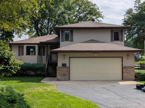 227 Lake Summerset Rd, Davis, IL 61019