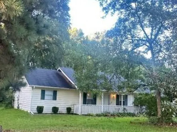 105 Anne St, Hampton, GA 30228