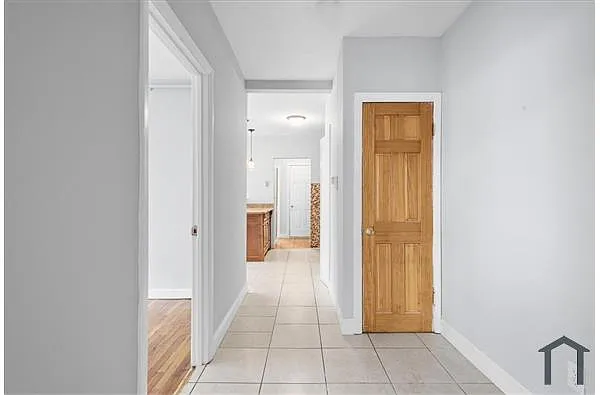 Building Photo - 75 Bellevue St #2L