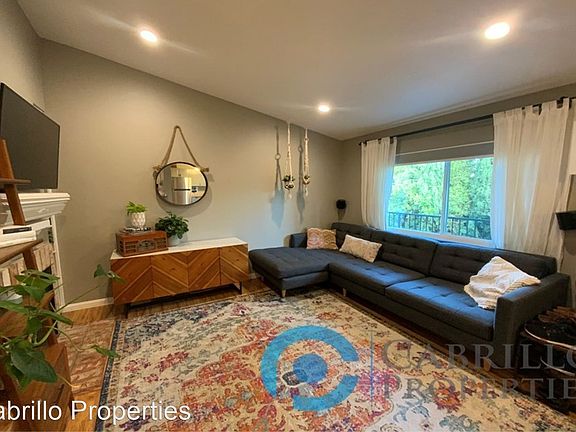 4th image of 4368 42nd St APT 5
