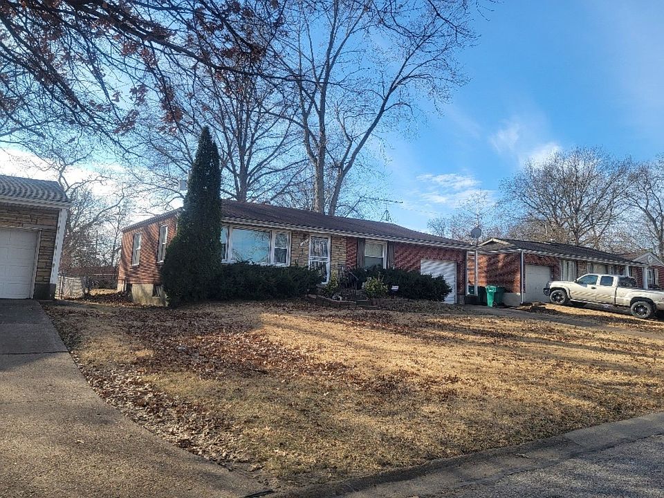 2nd image of 1054 Donnell Ave