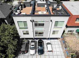 2441 NW 61st St, Seattle, WA 98107