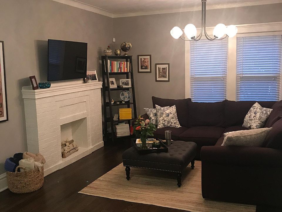 1st image of 739 W Buckingham Pl #27