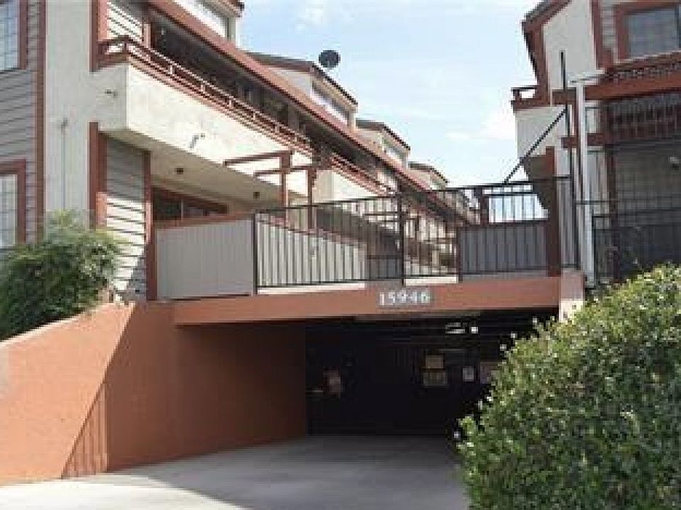 1st image of 15946 Vanowen St Unit 102