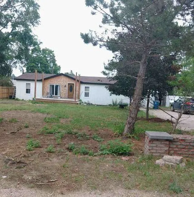 171 Ann St photo 1