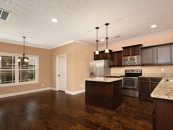 5th image of 1219 Snowball Ln