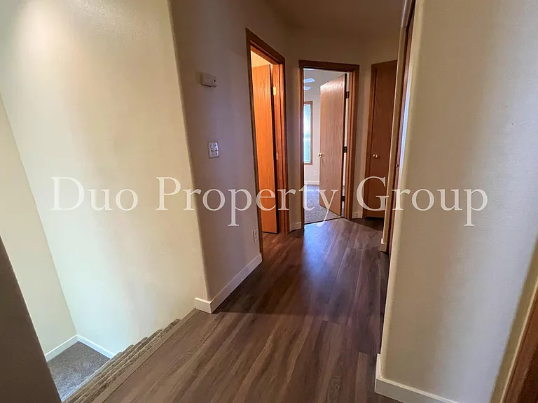 610 S 41st Ct — Photo 11