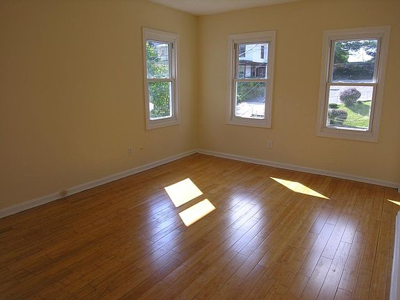 2nd image of 1514 Gilpin Ave #1