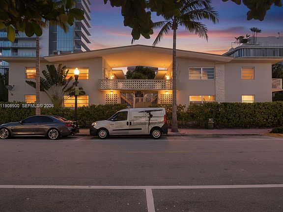 5th image of 101 Collins Ave APT 2