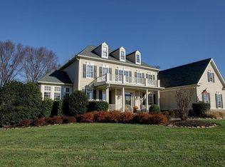 38460 Broadoak Pl, Hamilton, VA 20158