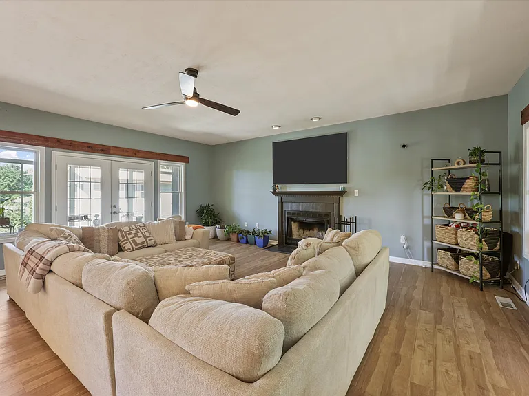 Tressa Cir — Photo 17