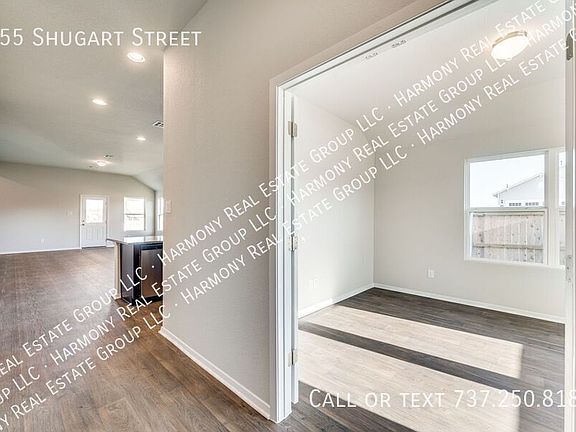 4th image of 155 Shugart St