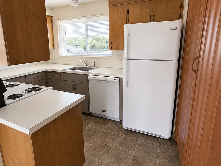 3517 W 1st Ave — Photo 3