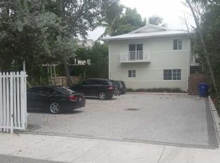 3081 Center St, Miami, FL 33133