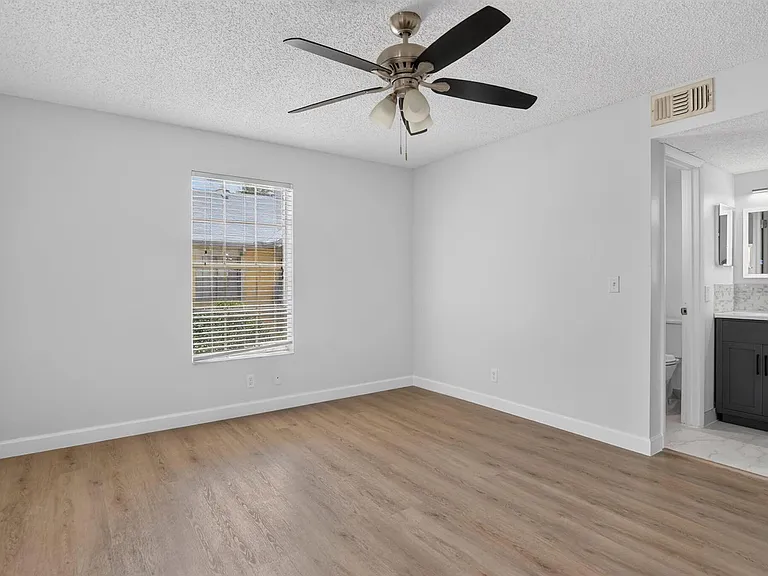6323 La Costa Dr #M — Photo 15