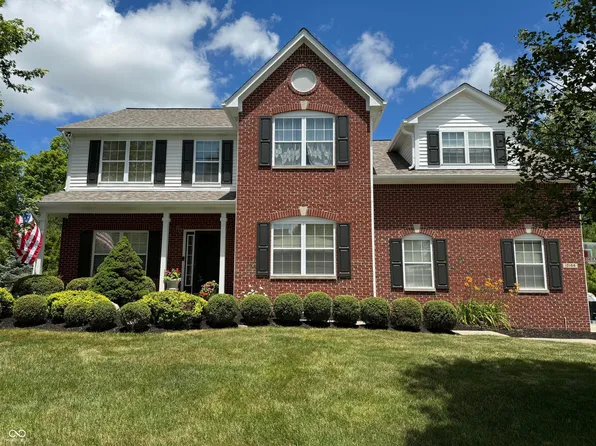 10144 Wildwood Dr, Zionsville, IN 46077