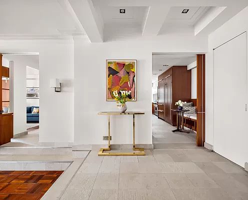 4th image of 25 Central Park W APT 8B