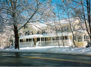 93 Springs Rd, Bedford, MA 01730