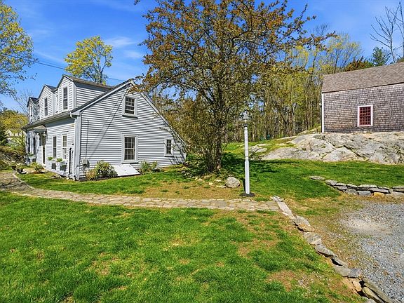 2nd image of 303 Beechwood St