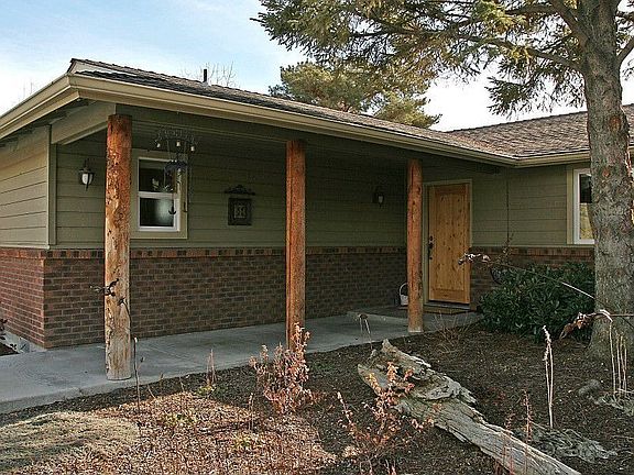 2nd image of 3533 N Holl Dr