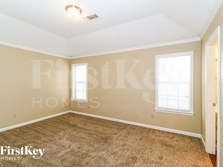 8930 Lake Springs Cv — Photo 8
