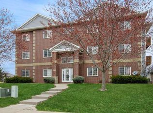 2300 Westlake Rd APT 204, North Liberty, IA 52317