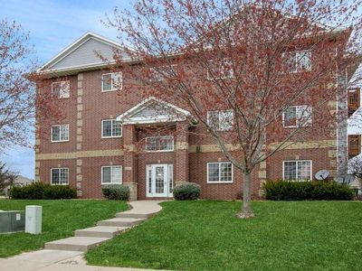 2300 Westlake Rd APT 204, North Liberty, IA, 52317