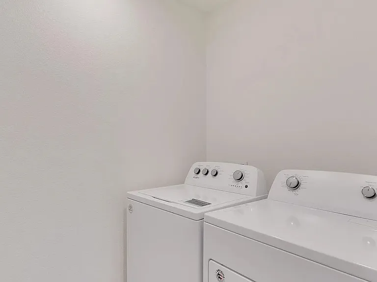 4772 Lynxes Way — Photo 15