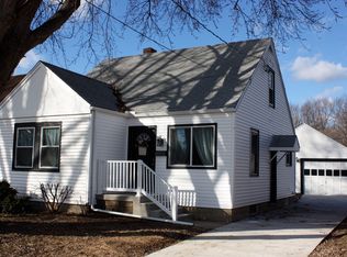 1103 E Hazard Ave, Peoria Heights, IL 61616