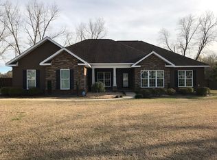 109 Lanier Loop, Kathleen, GA 31047