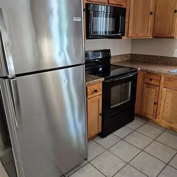 1 Wheatfield Dr — Photo 6