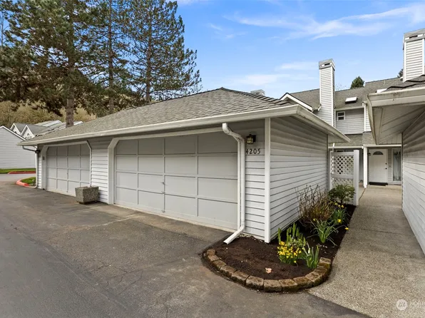 4205 144th Lane SE, Bellevue, WA 98006